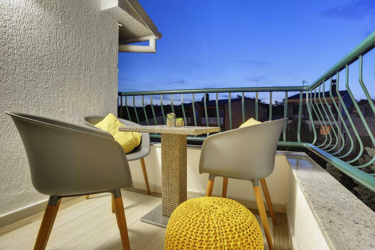 Apartments Zanetti 2 พูลา ภายนอก รูปภาพ